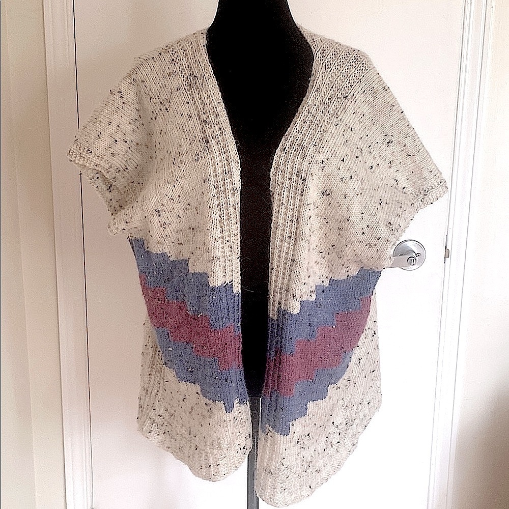 Wool Cardigan open front Handcrafted Knit short sleeve Cream/Blue/Pink Sze Large